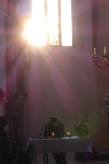 Kirche Altarraum Sonnenaufgang